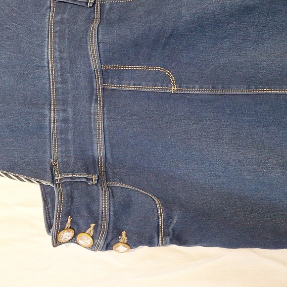 3/$20-Denim Midi Overall Skirt W. Suspenders And Faux Diamond Trim, 6, NWOT - Picture 3 of 12